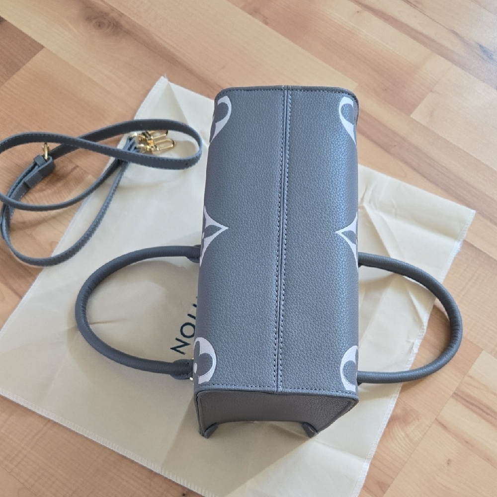 Gray Crossbody Bag - Picture 4 of 8